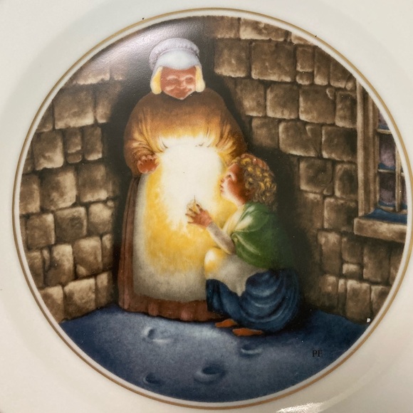 Vintage The Little Match Girl Decorative Plate - Picture 2 of 7